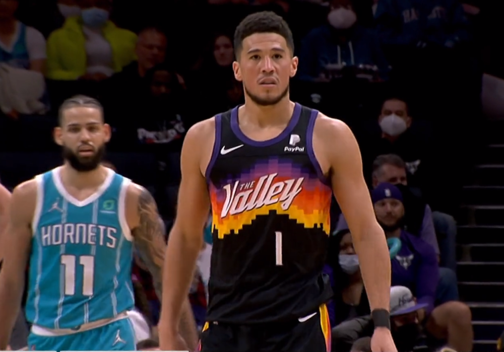  保罗16助攻太阳轻取爵士  