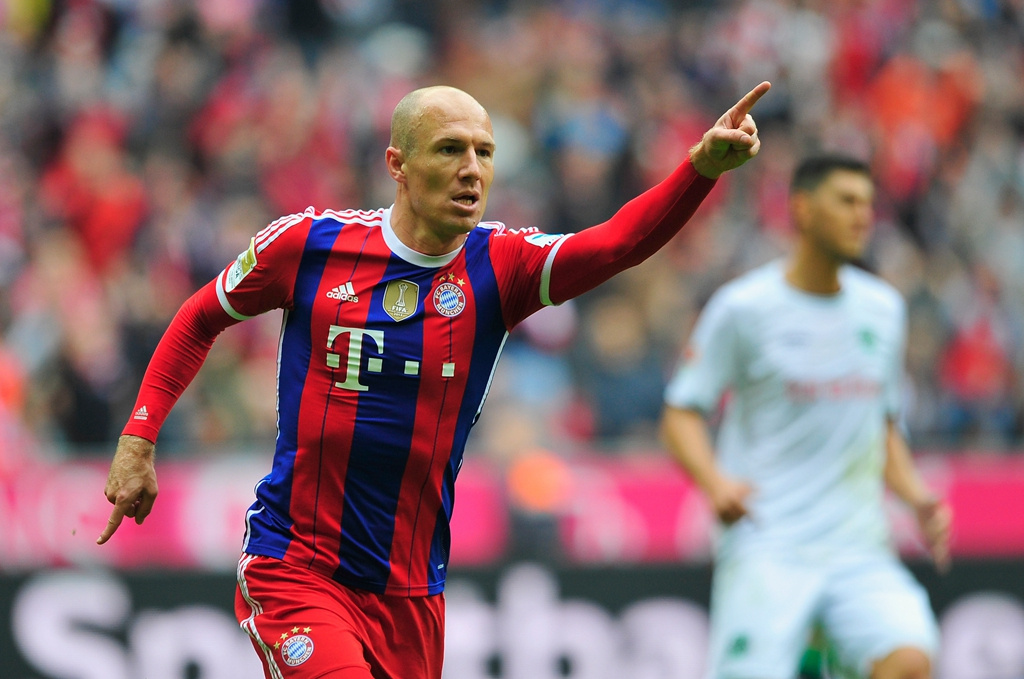  莱万多夫斯基重返安联球场受追捧  